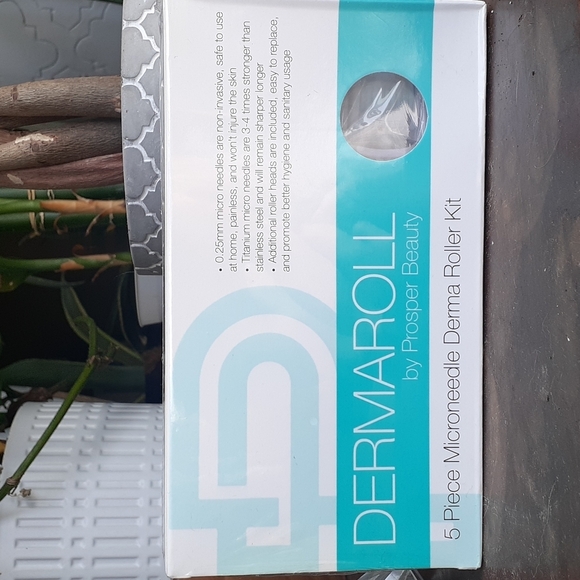 Prosper Beauty Other - Dermaroll set